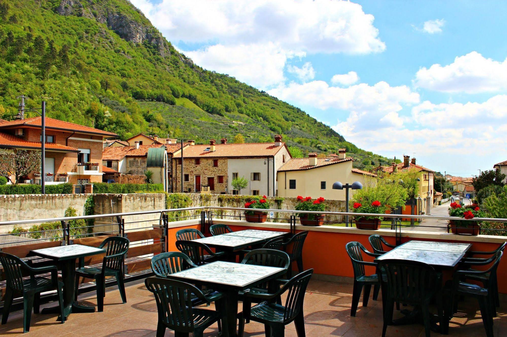 Hotel Miramonti Enoteca Pove del Grappa Exteriér fotografie
